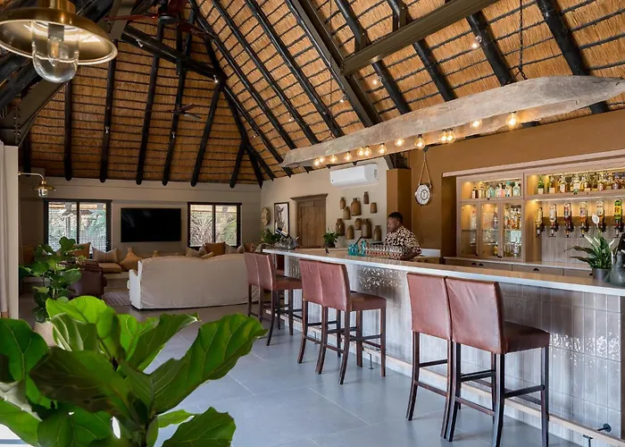 Inyati Game Lodge